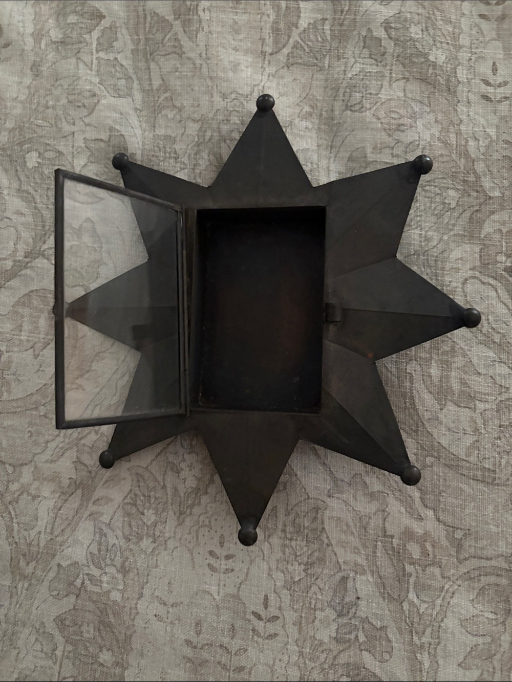 Black Starburst Metal Wall Frame - Decorative Home Wall Decor - Picture 2 of 3